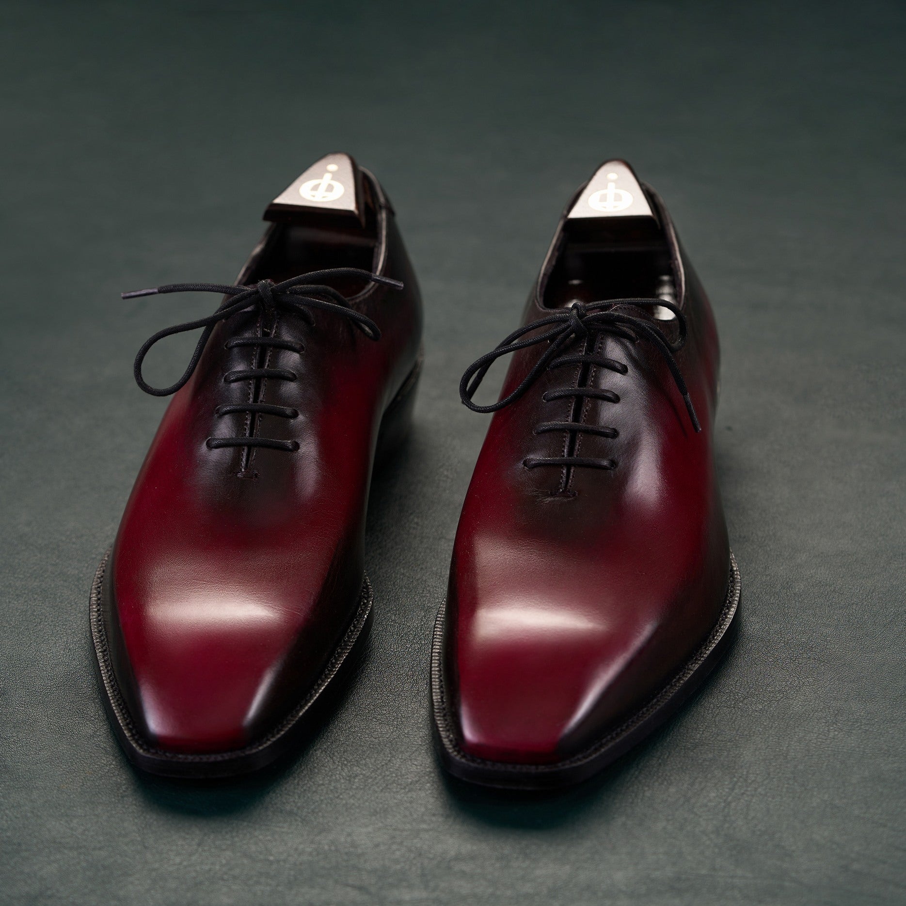 Wholecut Oxford - Midnight Negroni Patina